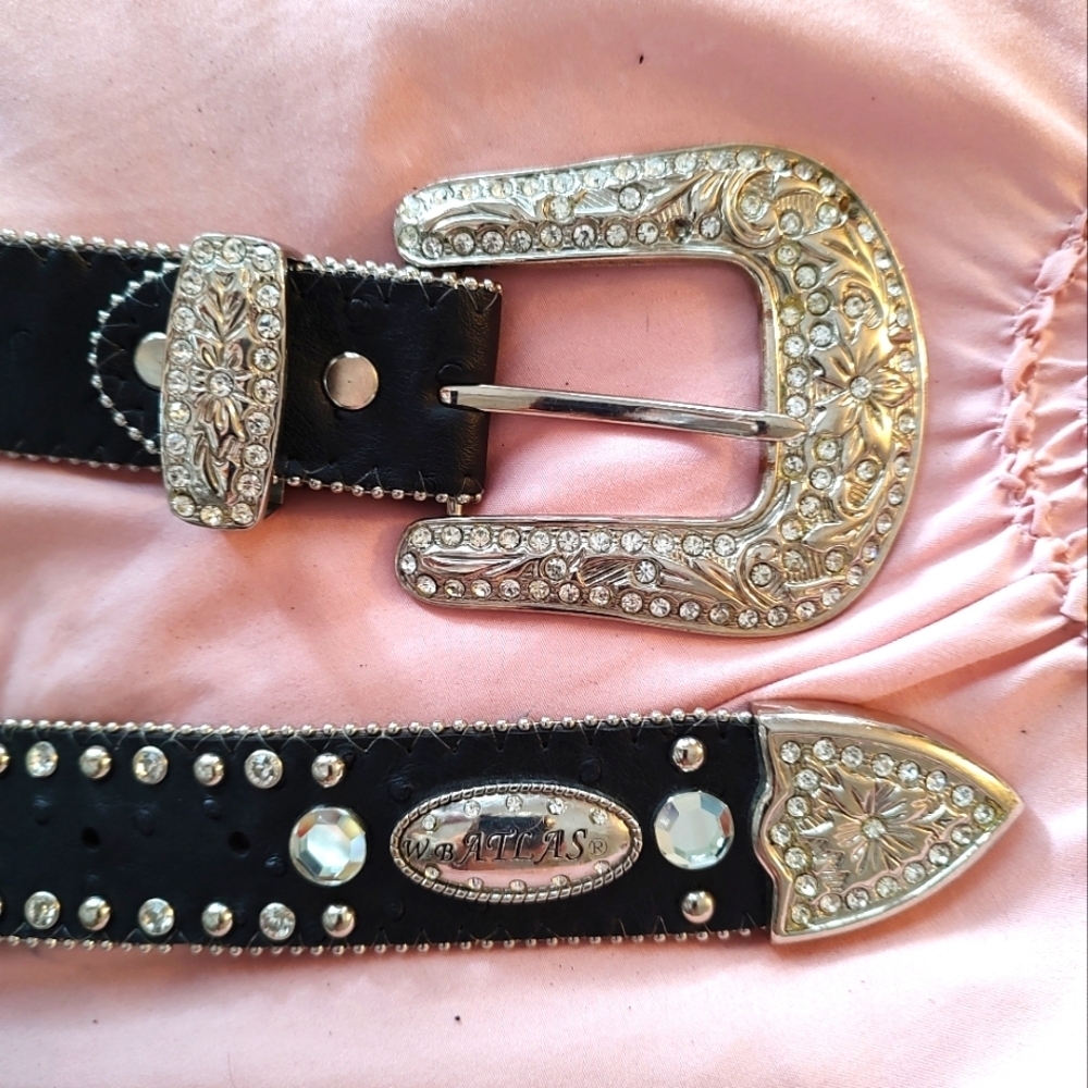 BLACK LEATHER SILVER and CRYSTAL EMBELLISHED BELT 36" - Picture 10 of 17